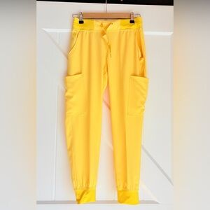 Med Couture XS Yellow Jogger Scrub Pants